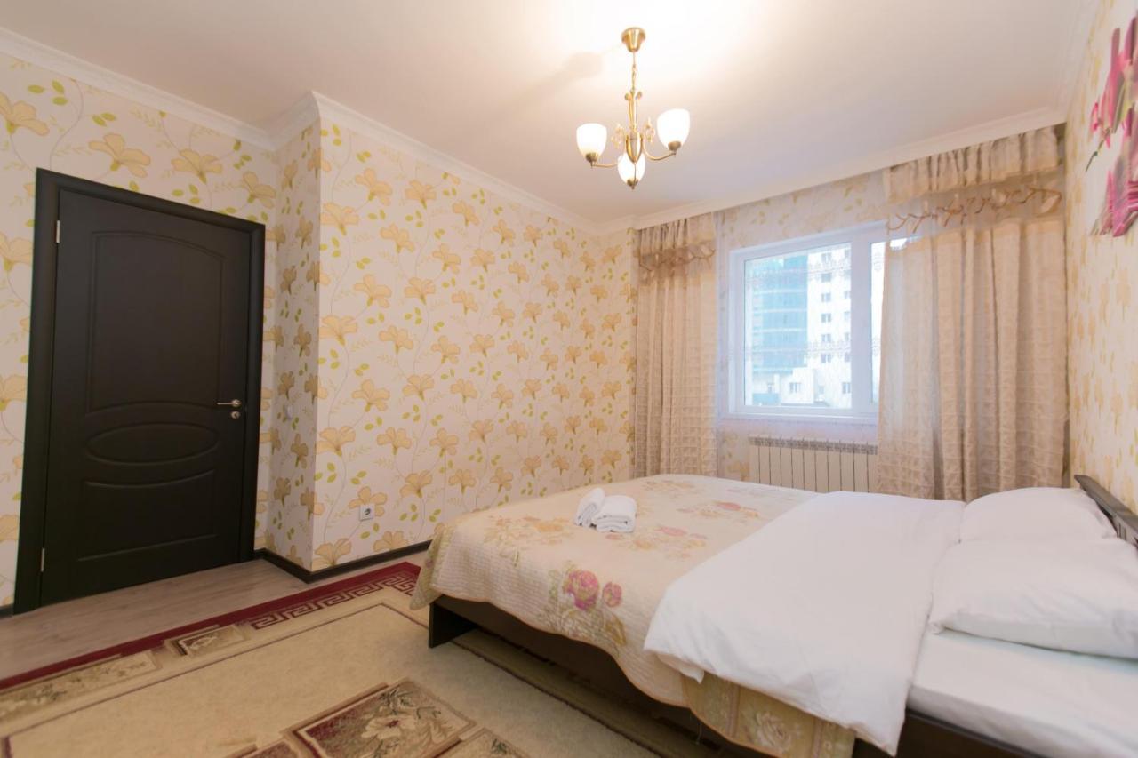 Cozy Apartment On Sarayshyq Street 5E Αστάνα Εξωτερικό φωτογραφία